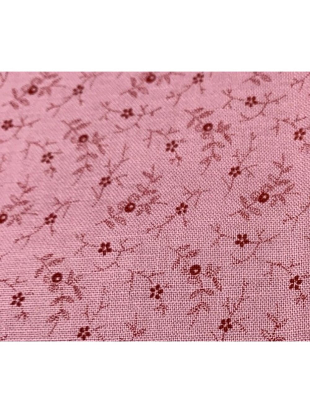 Vintage-Look 1/2 yard x 42" Cotton Fabric Red Floral Design Henry Glass Quilting